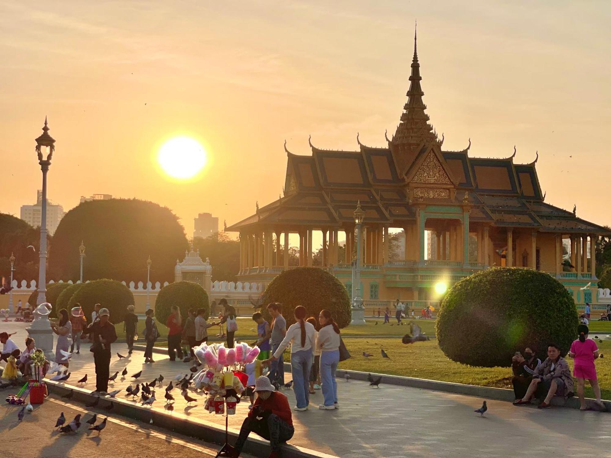 Sky Residence - 50M To Museum And Riverside Phnom Penh Exterior photo